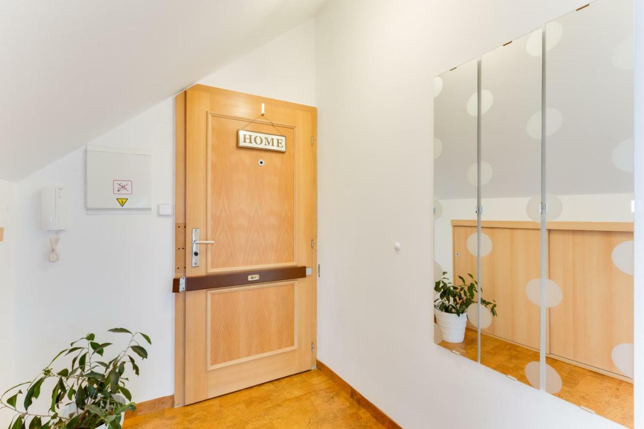 Apartment Charles Bridge Loft