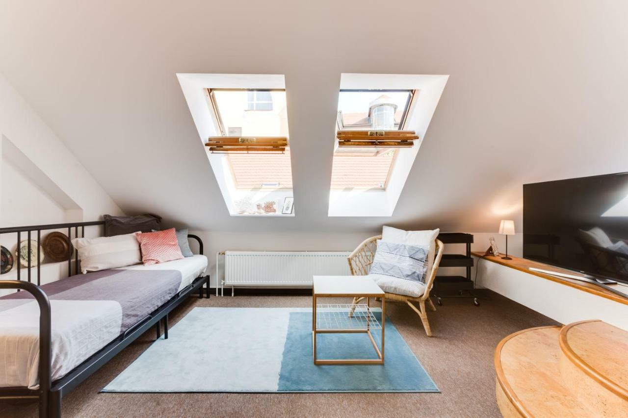 Apartment Charles Bridge Loft Prag